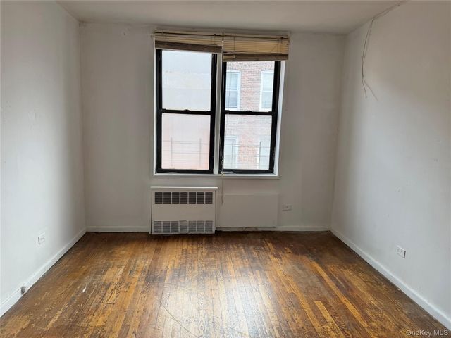 141-05 Northern Boulevard 7A, Bayside, NY 11361