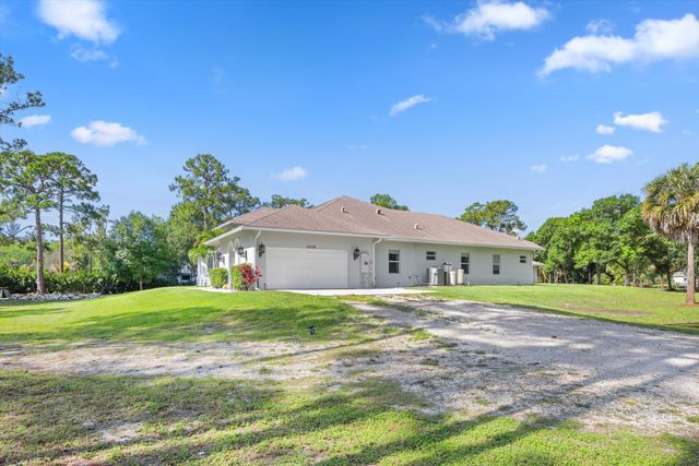 17038 N 61st Pl Place N, The Acreage, FL 33470