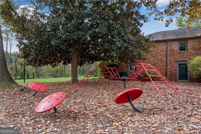 3083 Colonial Way N, Atlanta, GA 30341
