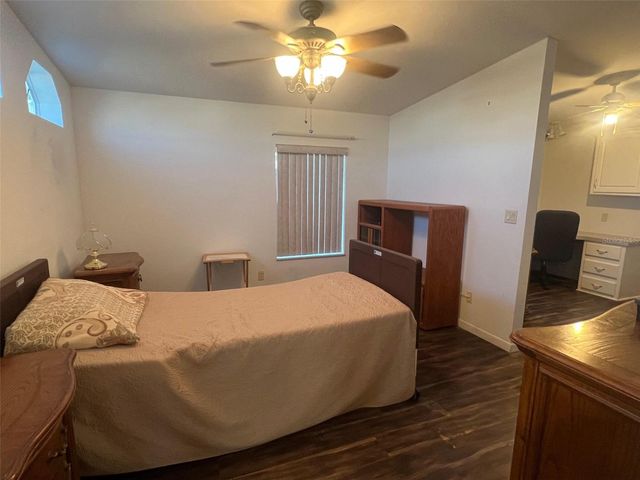 11300 124TH AVENUE 136, Largo, FL 33778