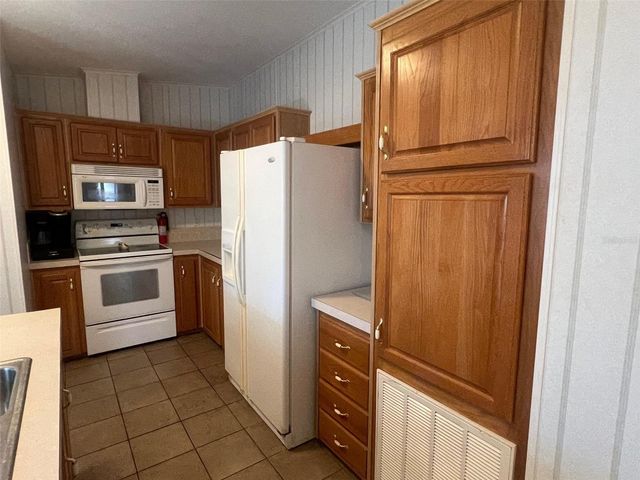 11300 124TH AVENUE 136, Largo, FL 33778