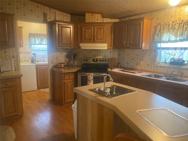 6265 Fm 713, Dale, TX 78616