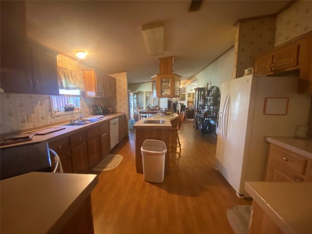 6265 Fm 713, Dale, TX 78616