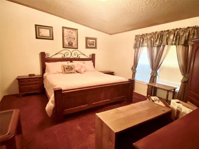 6265 Fm 713, Dale, TX 78616