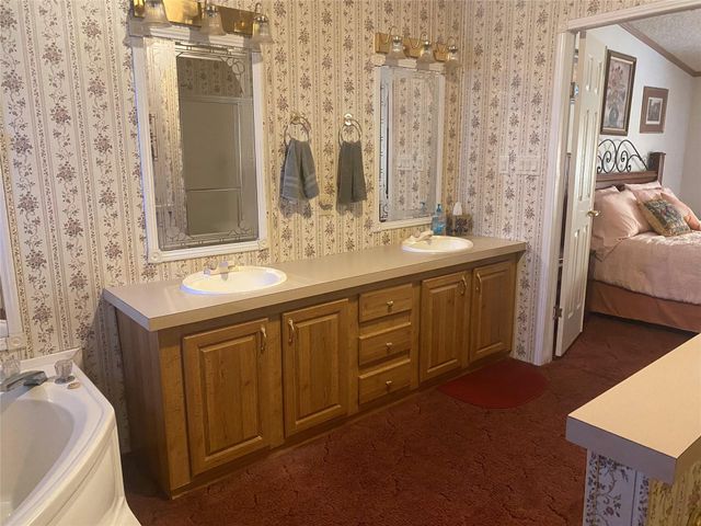 6265 Fm 713, Dale, TX 78616