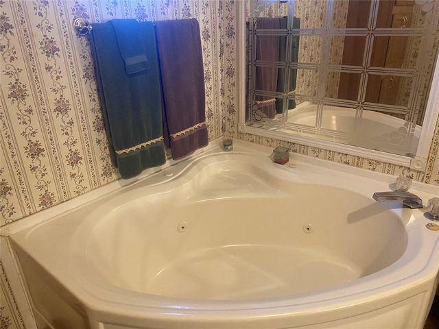 6265 Fm 713, Dale, TX 78616