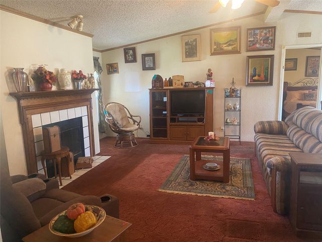 6265 Fm 713, Dale, TX 78616