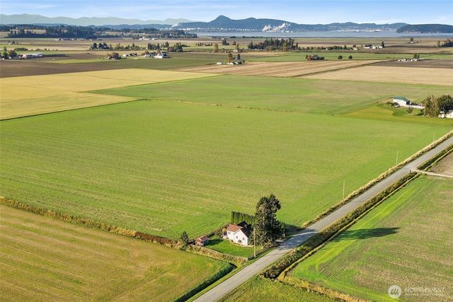 14984 Sunset Road, Bow, WA 98232