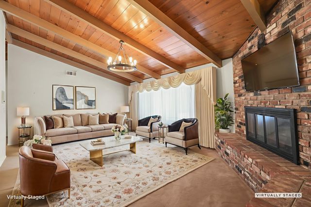 910 Hallmark Drive, Redding, CA 96001