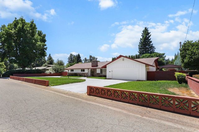 910 Hallmark Drive, Redding, CA 96001