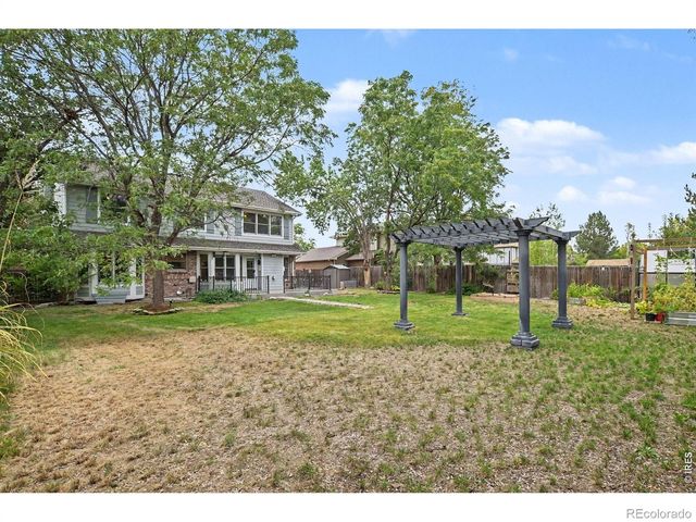 2659 Beech Circle, Longmont, CO 80503