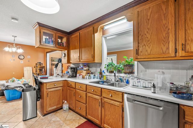2767 W Georgia Road, Piedmont, SC 29673