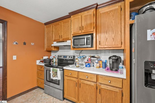 2767 W Georgia Road, Piedmont, SC 29673