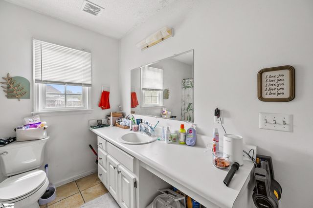 2767 W Georgia Road, Piedmont, SC 29673