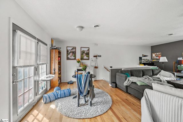 2767 W Georgia Road, Piedmont, SC 29673