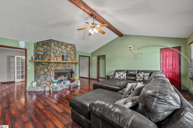 2767 W Georgia Road, Piedmont, SC 29673