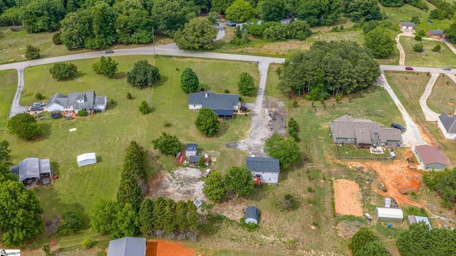 2767 W Georgia Road, Piedmont, SC 29673