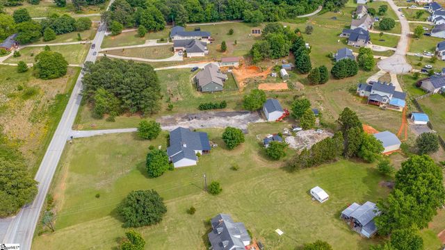 2767 W Georgia Road, Piedmont, SC 29673