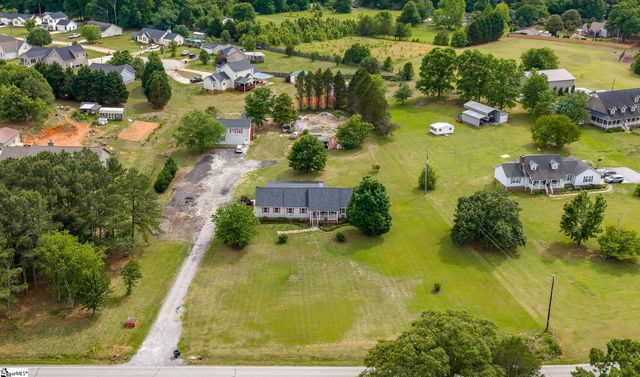 2767 W Georgia Road, Piedmont, SC 29673