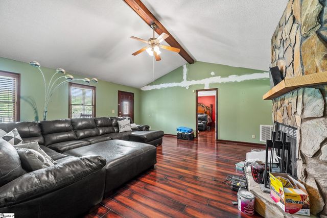 2767 W Georgia Road, Piedmont, SC 29673
