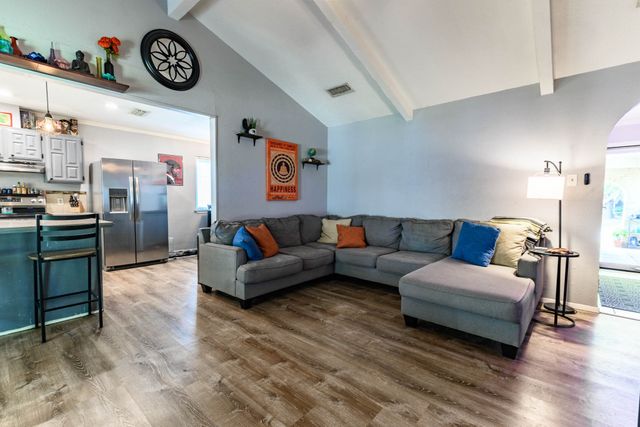 2404 Vassar Court, Arlington, TX 76015