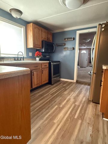 1872 Stuart Street, Rotterdam, NY 12303