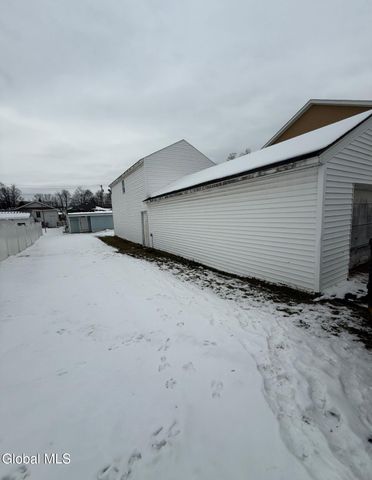 1872 Stuart Street, Rotterdam, NY 12303