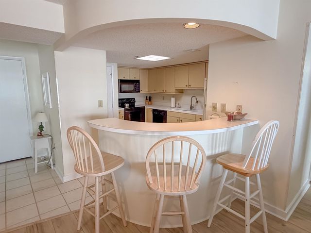 9840 Queensway Blvd Apt 906, Myrtle Beach, SC 29572