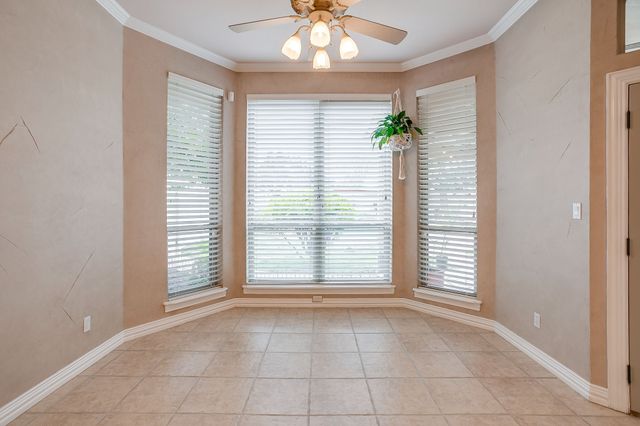 2210 Riverwood Drive, Weatherford, TX 76087