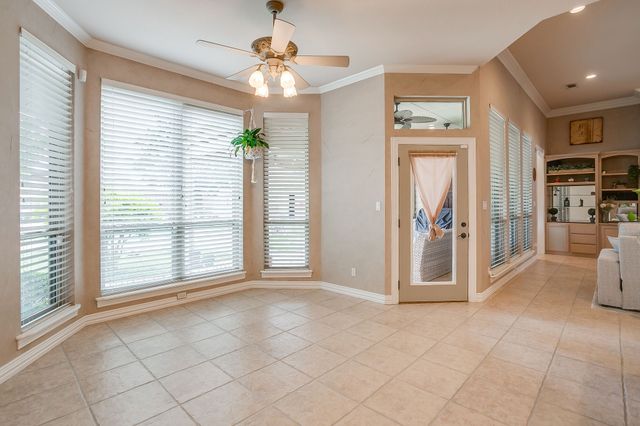 2210 Riverwood Drive, Weatherford, TX 76087