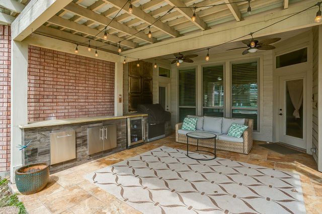 2210 Riverwood Drive, Weatherford, TX 76087