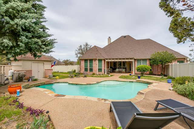 2210 Riverwood Drive, Weatherford, TX 76087