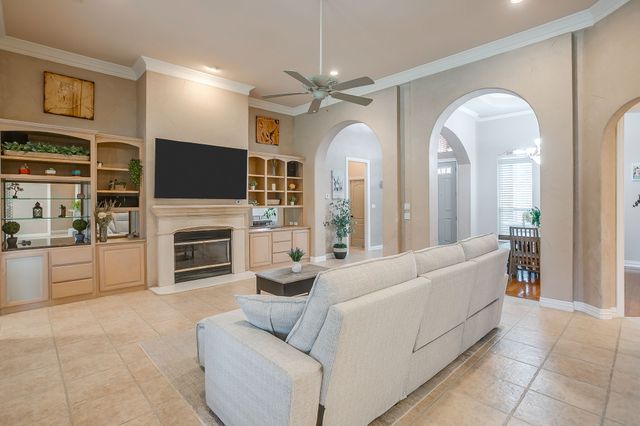 2210 Riverwood Drive, Weatherford, TX 76087