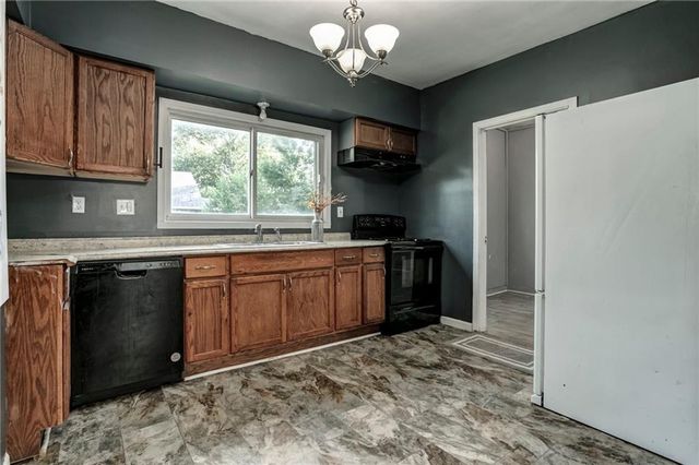 903 N Mulberry Street, Ottawa, KS 66067