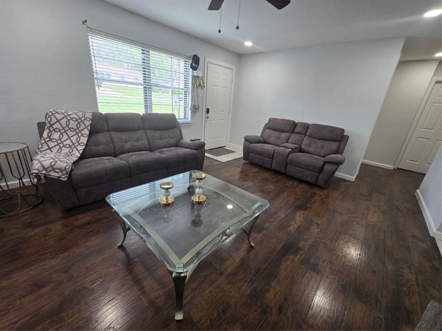 2334 Wolcott Drive, Dallas, TX 75241