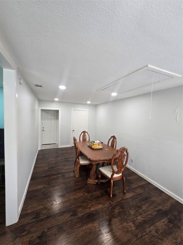 2334 Wolcott Drive, Dallas, TX 75241