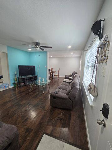 2334 Wolcott Drive, Dallas, TX 75241