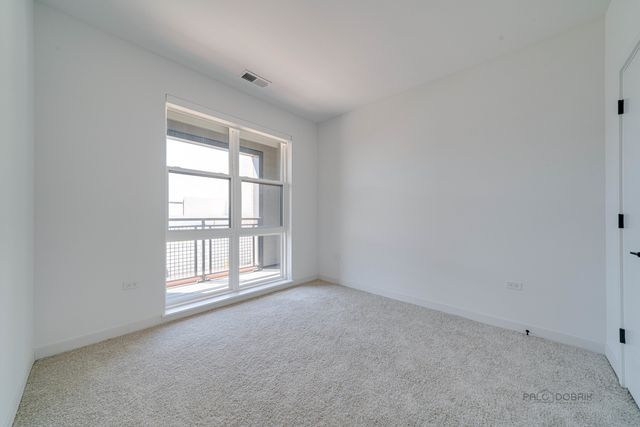 750 Hawthorn Row 3209, Vernon Hills, IL 60061