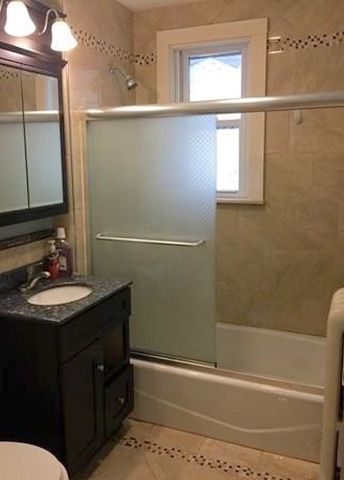 67 Greenleaf Ave 1, Medford, MA 02155