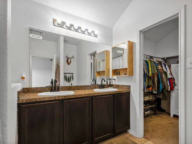 6252 Spokane Drive, Fort Worth, TX 76179