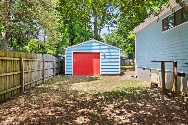 1814 Independence Road, Greensboro, NC 27408