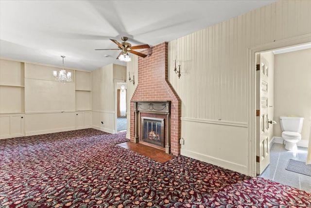 878 Highland Ave, Fall River, MA 02720