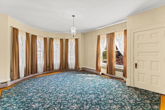 878 Highland Ave, Fall River, MA 02720