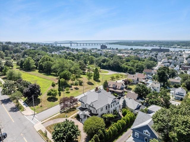 878 Highland Ave, Fall River, MA 02720