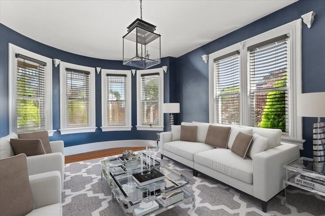 878 Highland Ave, Fall River, MA 02720