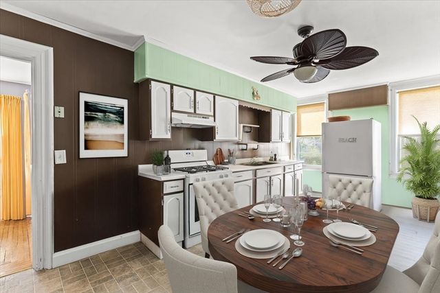 878 Highland Ave, Fall River, MA 02720