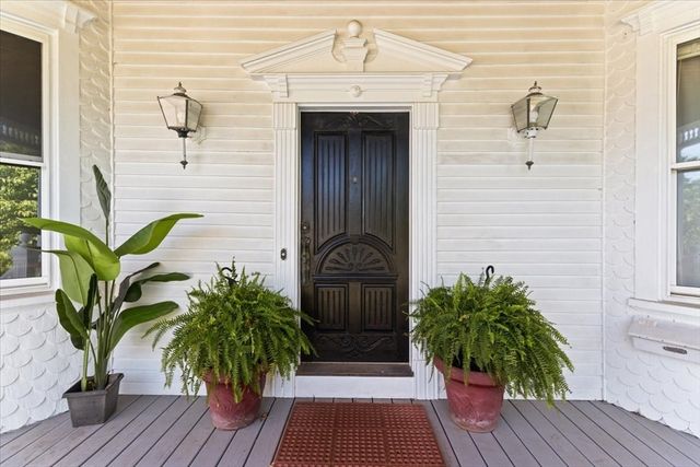 878 Highland Ave, Fall River, MA 02720