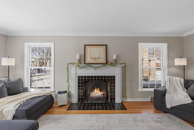 2416 N 91st STREET, Wauwatosa, WI 53226