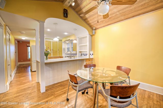 648 Sunset Lane, East Lansing, MI 48823