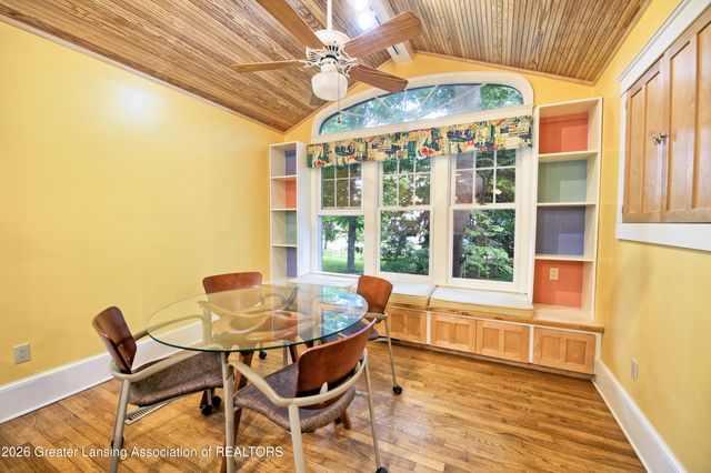 648 Sunset Lane, East Lansing, MI 48823